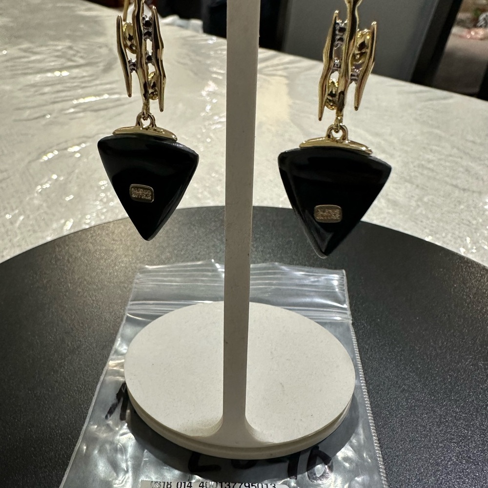 🆕 ❤️ Alexis Bittar Gold Shark “tooth” Lucite Earring 2.5”  Retail $195